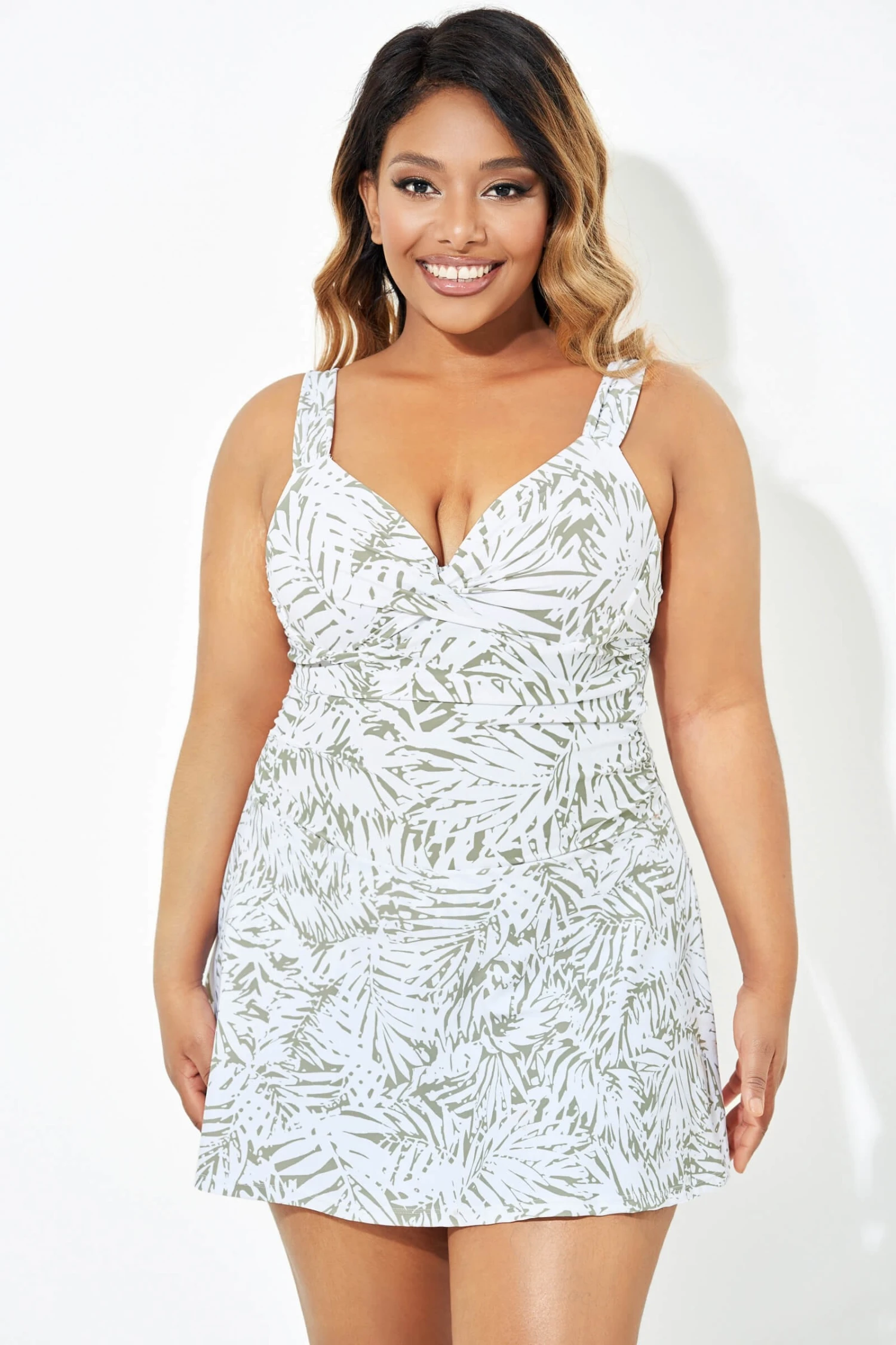 Fashionable Leaf Printed Twist Front Underwire Swimdress 1 Fashionable Leaf Printed Twist Front Underwire Swimdress