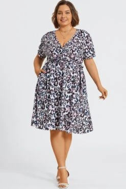 Plus Size Floral Print V-Neck Midi Dress