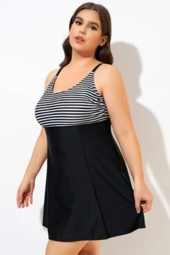 Black & White Stripe Elastic Adjustable Straps Swimdress -Trendy Bikini Set Sales Store dsc00485
